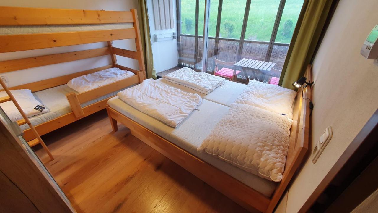 Apartman เทาพลิทซ์ ภายนอก รูปภาพ