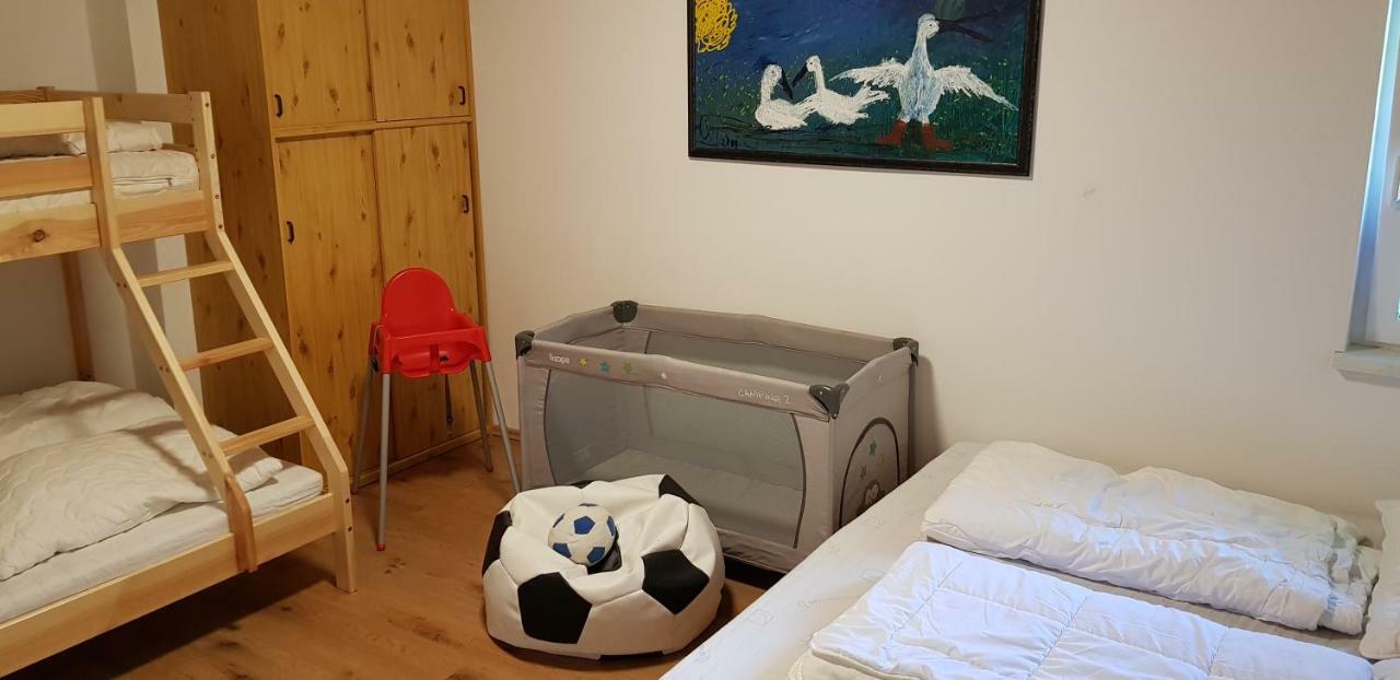 Apartman เทาพลิทซ์ ภายนอก รูปภาพ